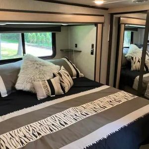 2024 Crossroads Cameo CE3961MB