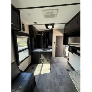 2018 Keystone IMPACT 3216