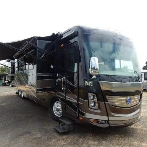 2013 Holiday Rambler Endeavor 43PDQ