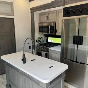 2024 Keystone ALPINE 3700FL