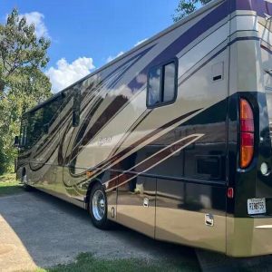 2013 Fleetwood DISCOVERY 40G