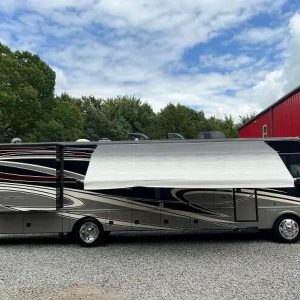2018 Holiday Rambler NAVIGATOR® XE 36U