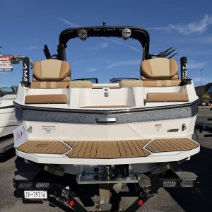 2024 Mastercraft XT Series