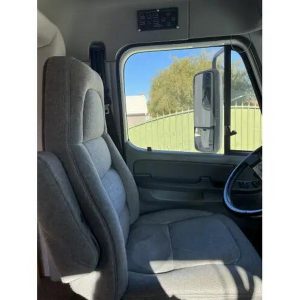 2005 Show Hauler 43 ft with RARE 12 ft. GARAGE