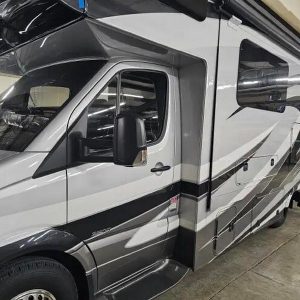 2016 Forest River SUNSEEKER 2400WS