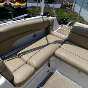2020 Nautic Star 243 DC