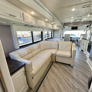 2018 Fleetwood BOUNDER 35K
