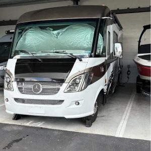 2018 Winnebago VIA 25P
