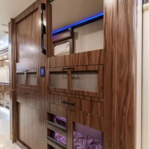 2022 Foretravel REALM PRESIDENTIAL SERIES LVB WITH SPA