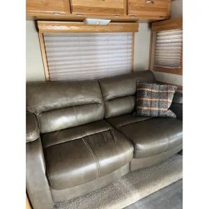 2005 Show Hauler 43 ft with RARE 12 ft. GARAGE