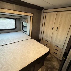 2021 Forest River SUNSEEKER 2500TS