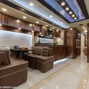 2022 Foretravel REALM PRESIDENTIAL SERIES LVB WITH SPA