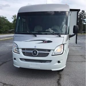 2012 Winnebago VIA 25Q