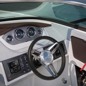 2017 Sea Ray SDX 240