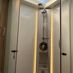 2020 Leisure Travel UNITY U 24 MB