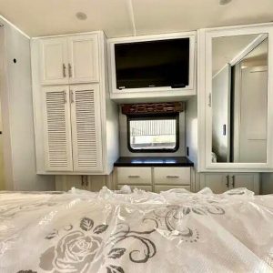 2018 Fleetwood BOUNDER 35K