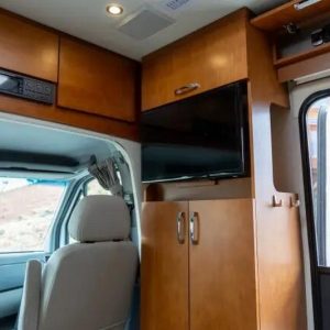 2018 Leisure Travel Unity FX