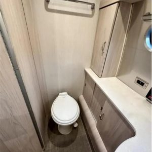 2022 Airstream Globetrotter 30RB TWIN