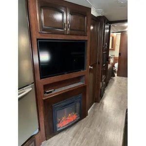 2018 Holiday Rambler NAVIGATOR® XE 36U