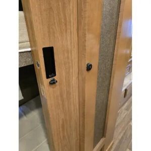 2019 Thor Motor Coach Miramar 37 1