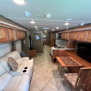 2013 Winnebago ADVENTURER 37F