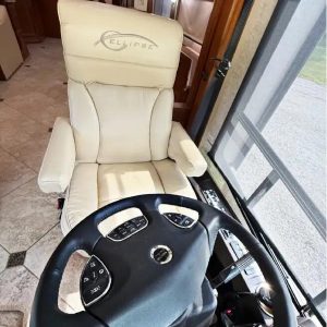 2011 Winnebago ELLIPSE 42QD