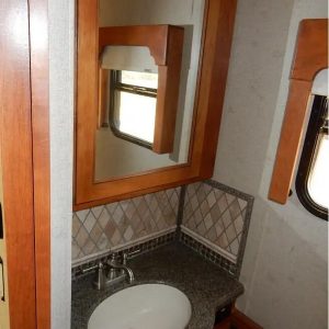 2013 Holiday Rambler Endeavor 43PDQ