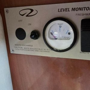 2003 Regal Commodore 4260