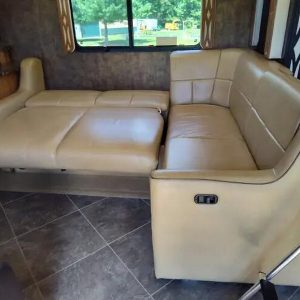 2015 Fleetwood Excursion 35B