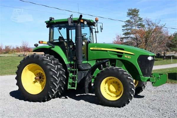 2011 JOHN DEERE 7630