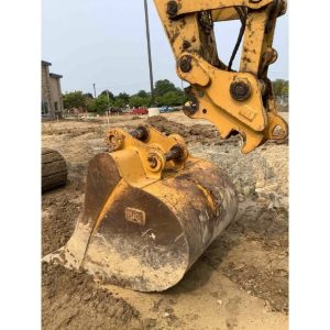 2018 CATERPILLAR Excavators 330FL