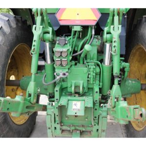 2000 JOHN DEERE 7410