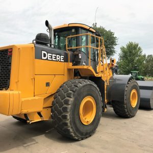 2005 JOHN DEERE 824J