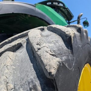 2015 JOHN DEERE Tractors 9420R