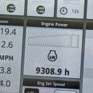 2015 JOHN DEERE Tractors 9420R