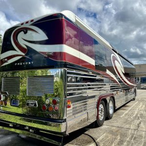 2005 Prevost Liberty Elegant Lady XLII Double Slide