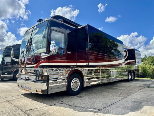 2005 Prevost Liberty Elegant Lady XLII Double Slide