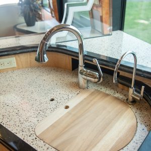 2008 Prevost Parliament XLII Double Slide