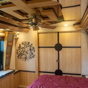 2008 Prevost Parliament XLII Double Slide