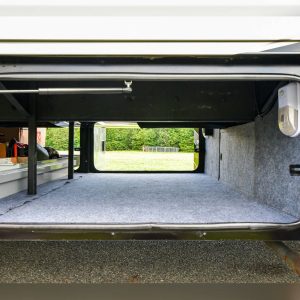 2016 Tiffin Phaeton 40 QBH