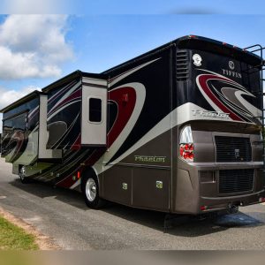2016 Tiffin Phaeton 40 QBH