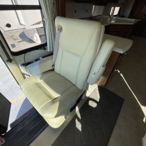 2008 Monaco Class A RV Camelot 42KFQ