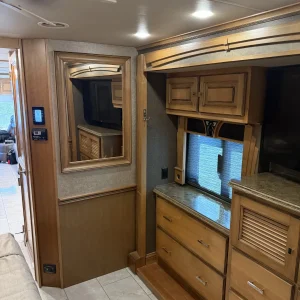 2017 Tiffin Motorhomes PHAETON 40 QBH