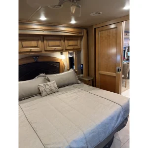 2017 Tiffin Motorhomes PHAETON 40 QBH