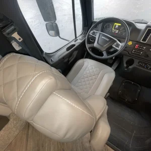 2025 Jayco SENECA 37M