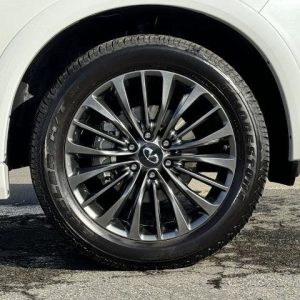 2023 INFINITI QX80 Sensory